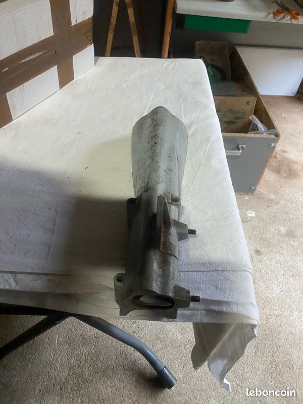 Carter / coquille colonne de direction Simca P60 (image 2)