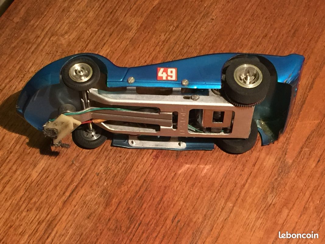 MARAUDER Slot Car (voiture de circuit electrique) Testor kit 1.24