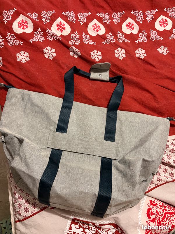 👜 Sac Cabas Pliable Longines — Toile Recyclée Gris / Marine — avec Pochette — Sac Promotionnel Horlogerie ✨ (image 2)