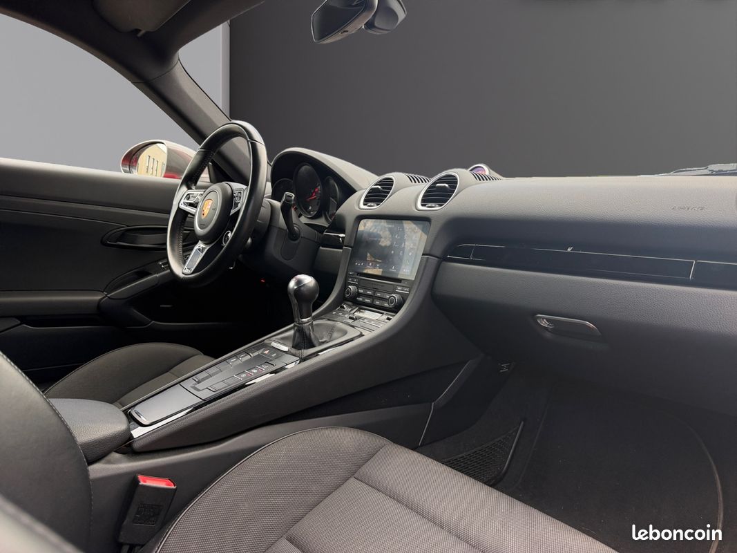 PORSCHE 718 2.0 300 T 300Ch Garantie 12 mois (image 9)