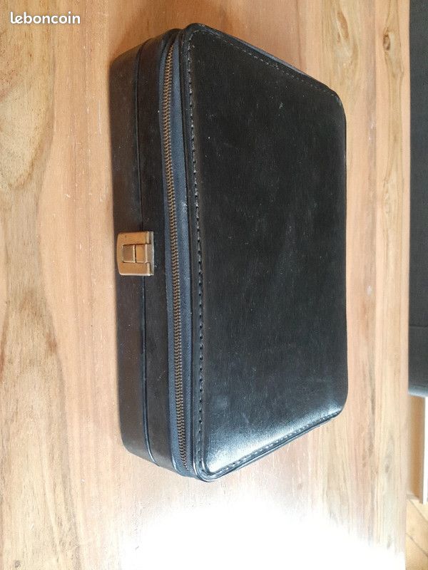Trousse De Toilette Vintage Complète Années 1950 - Lot De 7 Pièces (rasoir, Brosse...) - Occasion