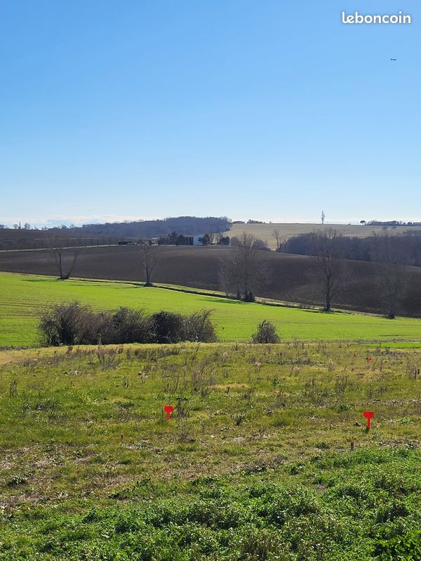 Terrain 890 m² · à Odars · 890 m² · 165 000 €
