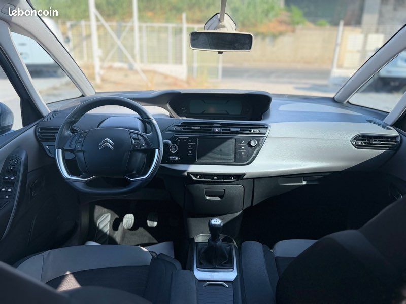 Citroen C4 Picasso 1.6 E-HDI 115CH CONFORT (image 4)