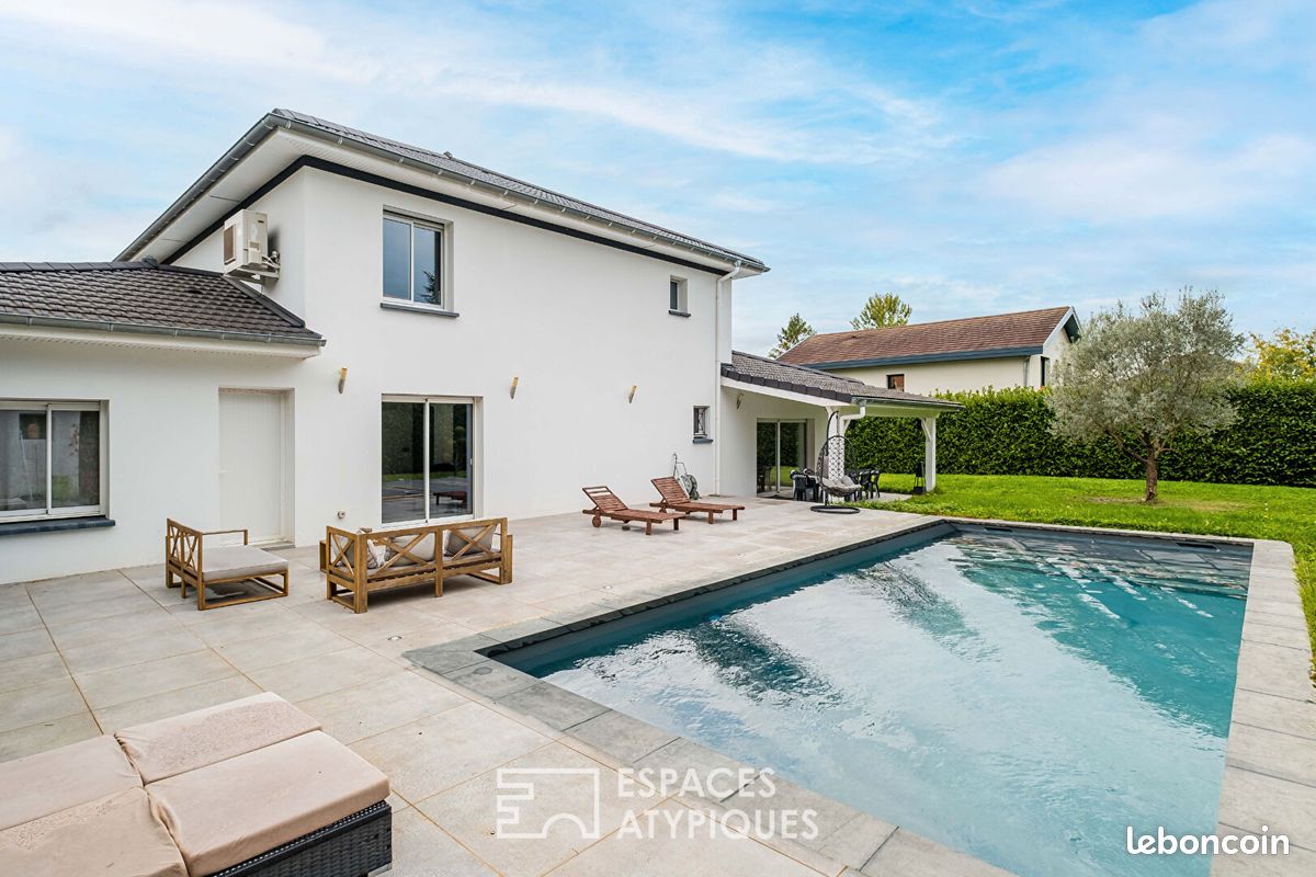Maison 6 pièces 219 m² · à Beynost · 219 m² · 835 000 €
