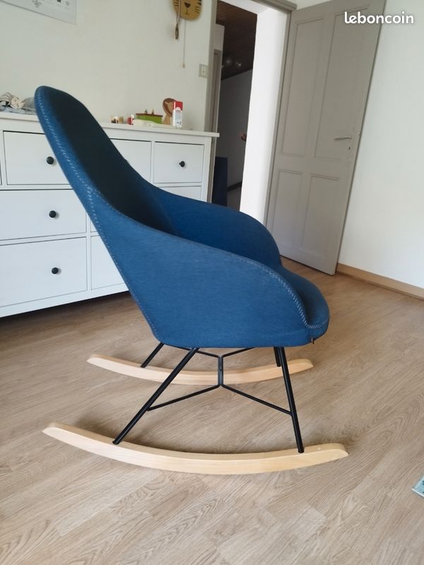 Rocking chair / Fauteuil basculant scandinave tissu bleu (image 5)