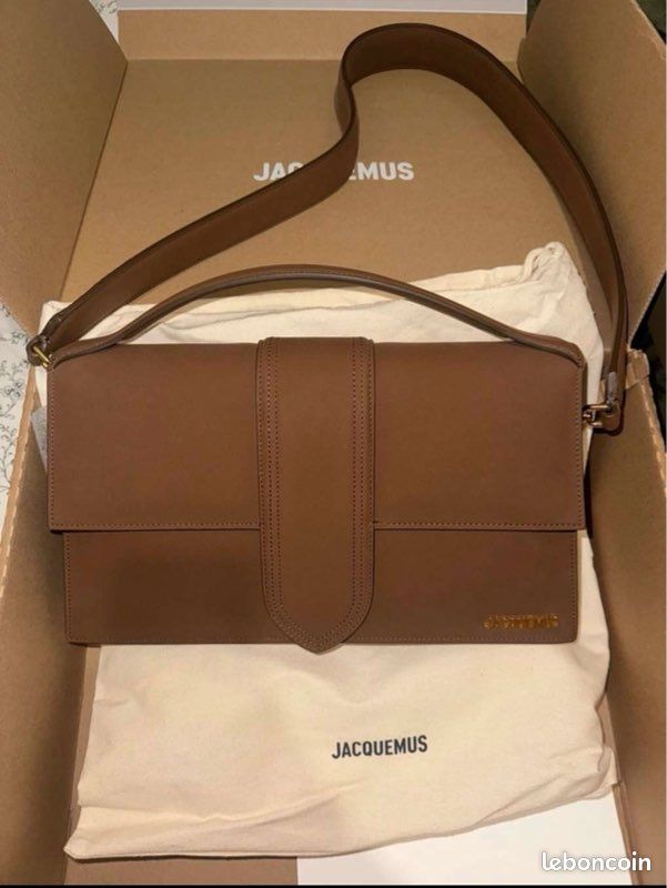 Sac Bandoulière Jacquemus Bambinou En Cuir Bordeaux - Neuf Avec étiquettes