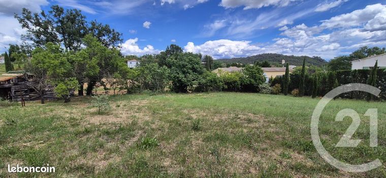 Terrain 757 m² Brue Auriac