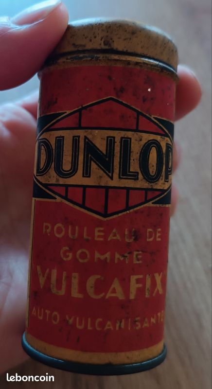 DUNLOP Vélo : Boîte de nécessaire de réparation. On y jo