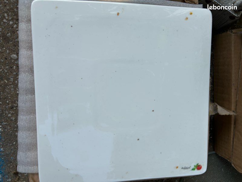 Service assiettes plate (dans son emballage) (image 1)