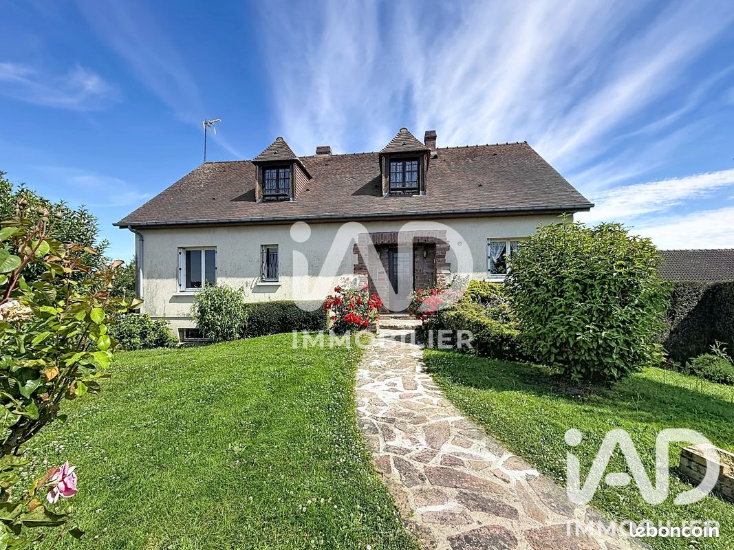 Maison 4 pièces 101 m² · à Saint-Martin-d'Écublei · 101 m² · 145 000 €