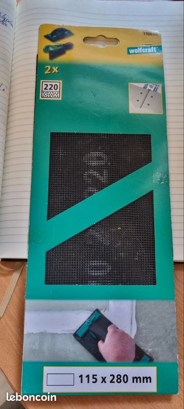 2 Grilles à poncer grain 220 pour placo neuves (image 1)