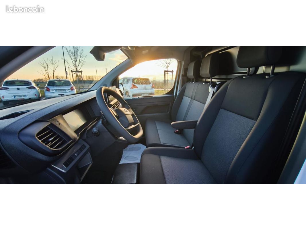 OPEL VIVARO XL 2.0 BlueHDi - 180 - BV EAT8 S&S FOURGON Fourgon PHASE 2 (image 13)