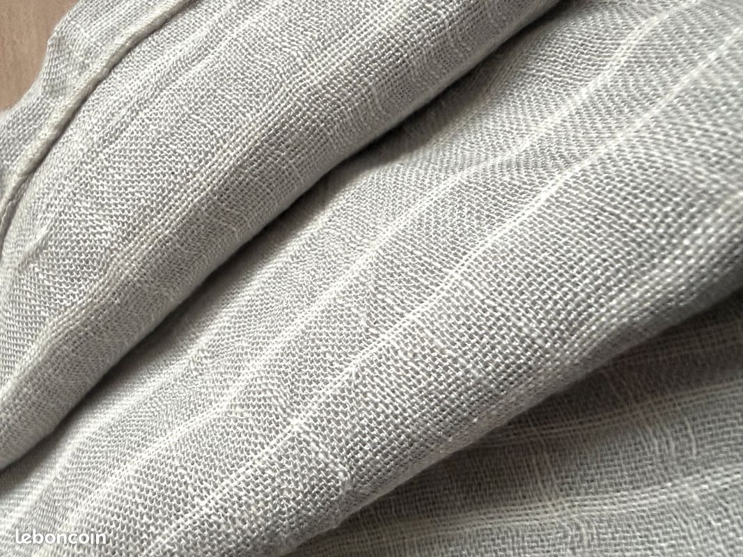 Cheche Foulard Gris Clair Rayures Blanches (image 6)