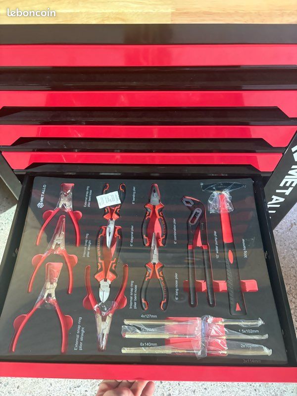 Servante plateau bois + outils (image 7)