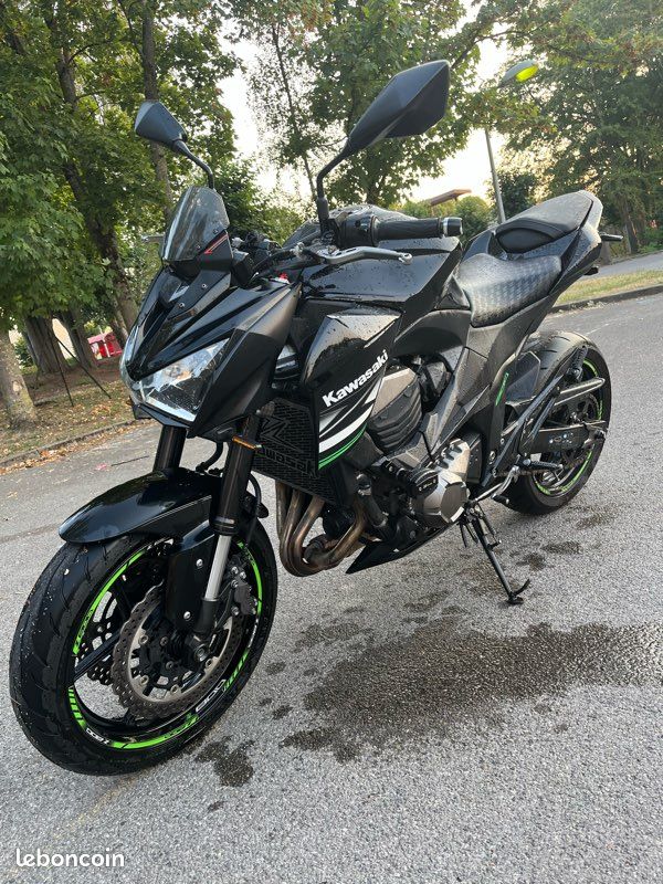 Kawasaki Z800 akrapovic (image 1)