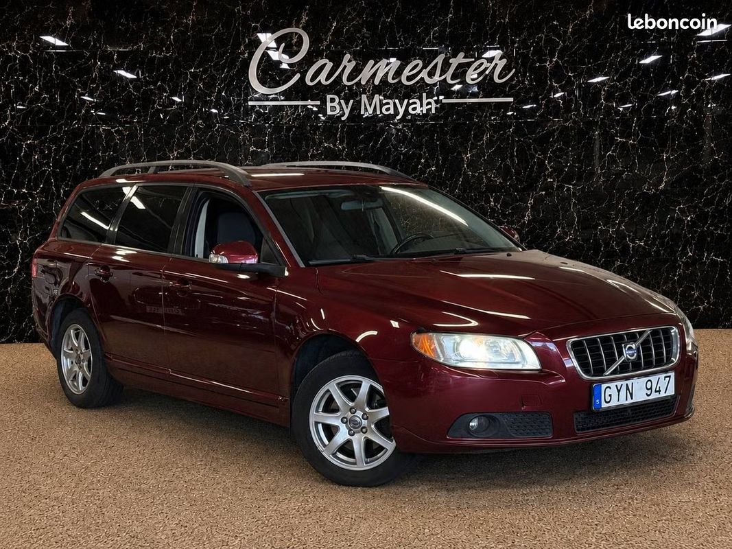 Volvo V70 2.0F 145CH Flexifuel Momentum - Suivi Complet - Xénon - Régulateur - Attelage - 290000KM (image 1)