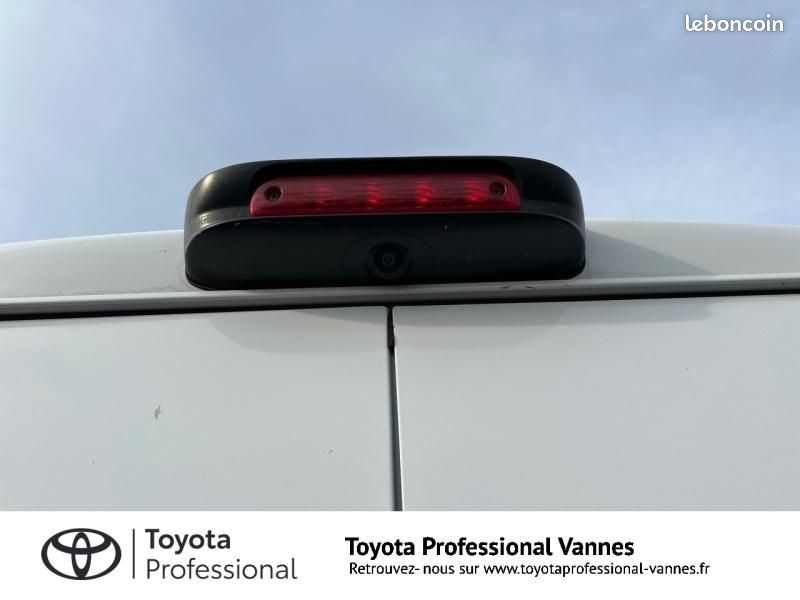Peugeot Boxer Fg 330 L2H2 2.2 BlueHDi S&S 140ch Pro (image 17)