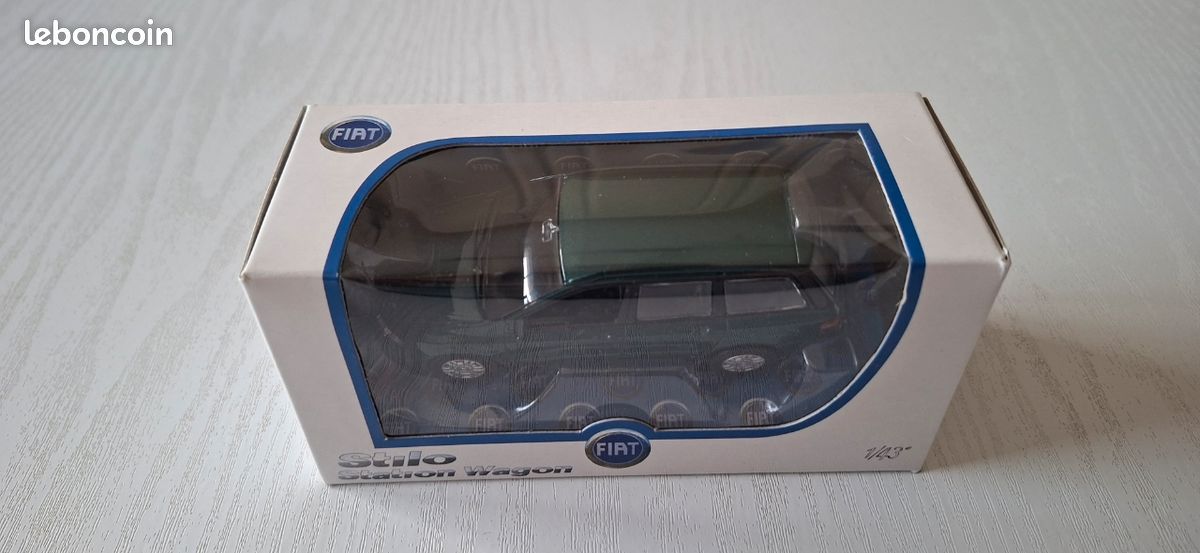 FIAT STILO ROUGE SCYLIA 1/43 NOREV - TEO modélisme