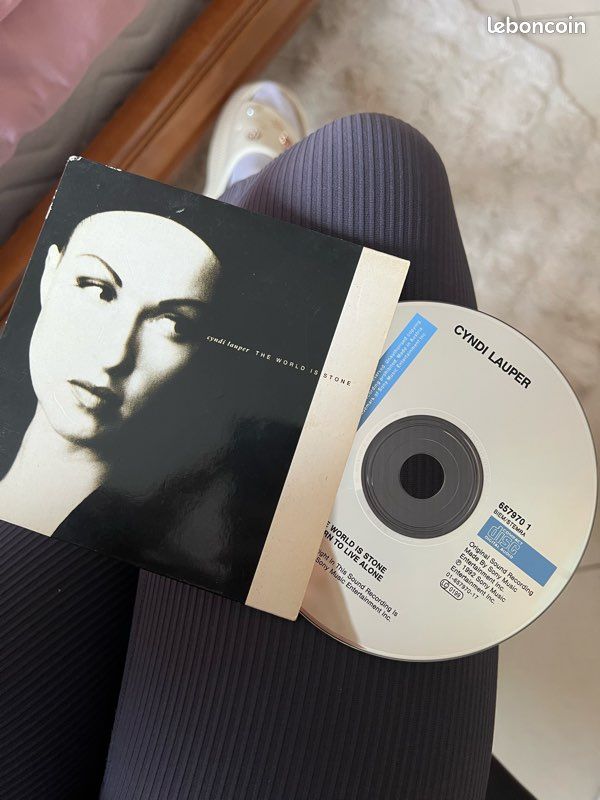 Cyndi Lauper The World is Stone (image 1)