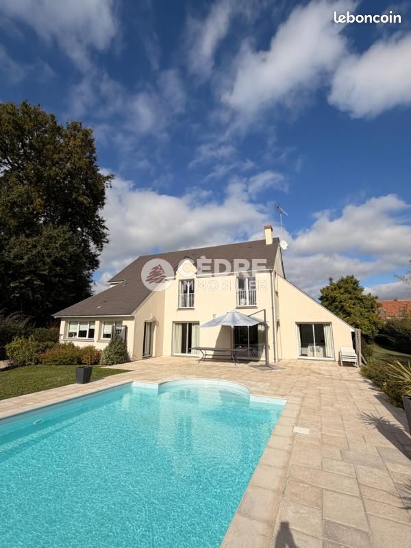 Maison 7 pièces 193 m² · à Saint-Denis-en-Val · 193 m² · 667 800 €