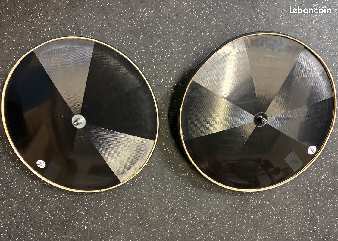 Paire roues lenticulaires Mavic Comète piste – état excellent – matériel haut niveau - MAVIC - 78180 - Troc Vélo