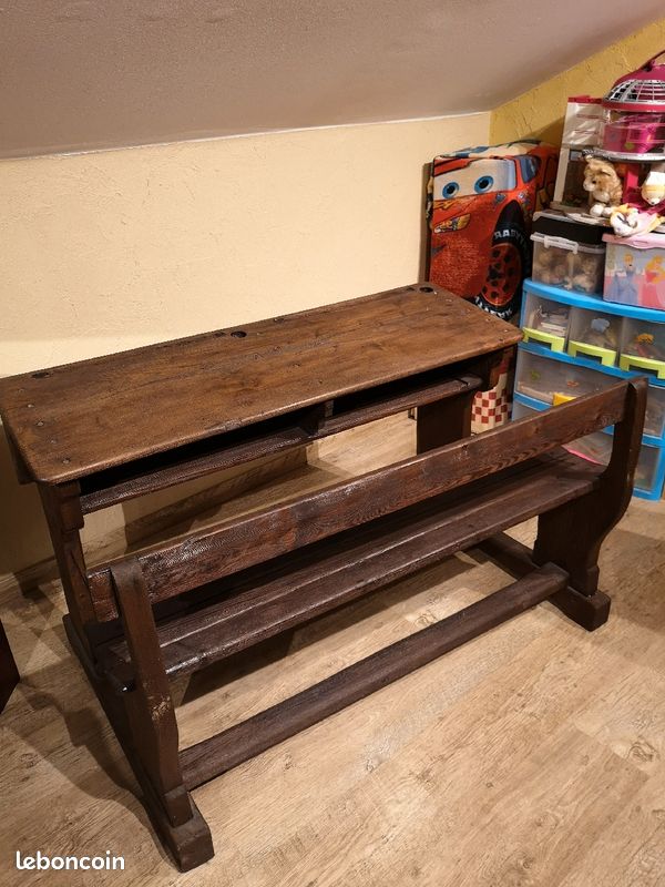 Bureau ancien écolier (image 1)