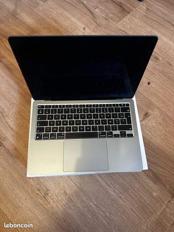 MacBook Air 13" M1 2020 – Écran HS (image 2)