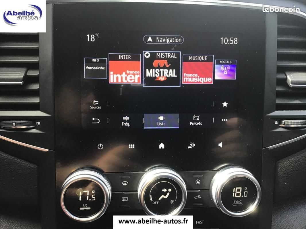 Renault Mégane IV SOCIETE BLUE DCI 115 - 21B AIR NAV 2PL (image 18)
