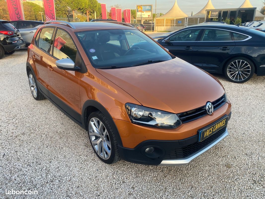 Volkswagen POLO CROSS 1.2 TSI (image 2)