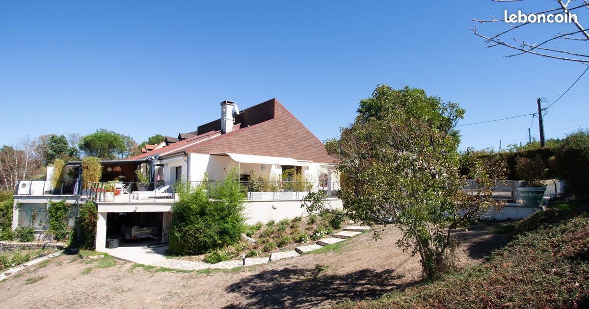 Maison 7 pièces 280 m² · à Glénic · 280 m² · 540 000 €