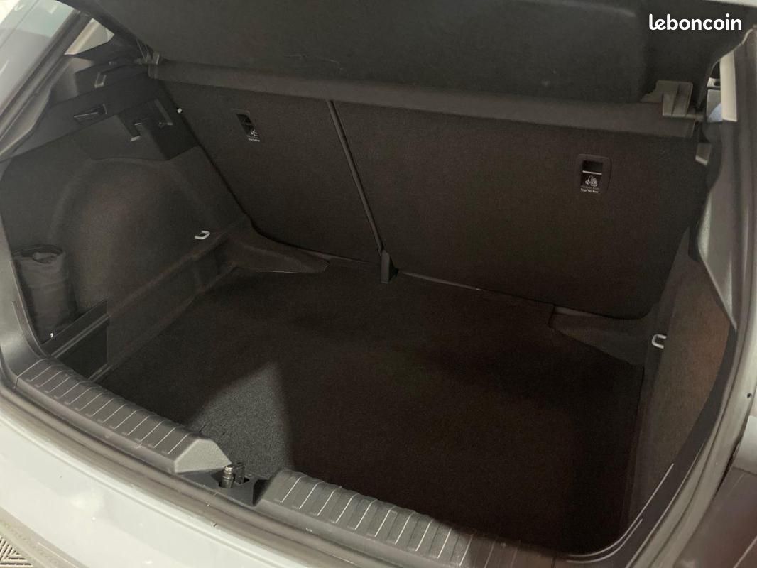 Audi A1 sportback 25 TFSI 95 ch BVM5 Design (image 32)