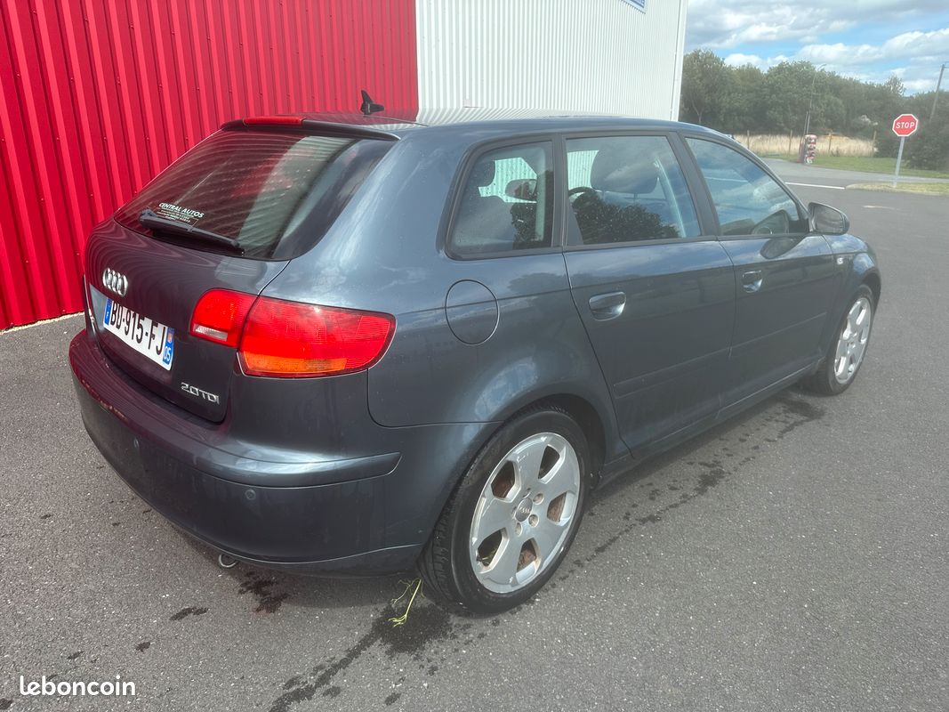 AUDI A3 BOITE AUTOMATIQUE Série 2 Sportback 2.0 TDi 16V DSG 140 CV (image 3)
