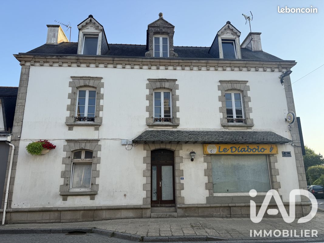 Immeuble 185 m² · à Clohars-Carnoët · 185 m² · 290 000 €