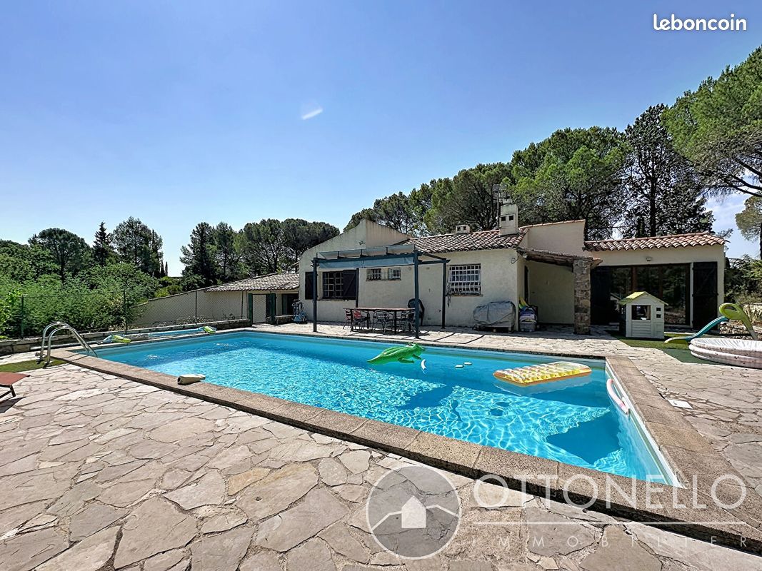 Maison 4 pièces 87 m² · à Roquebrune-sur-Argens · 87 m² · 439 000 €