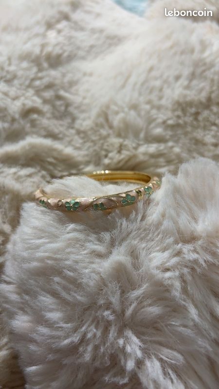 Éclat Doré – Bracelet Fleur Inoxydable (image 13)