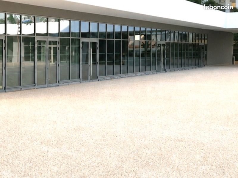 Local commercial 144 m² (image 1)