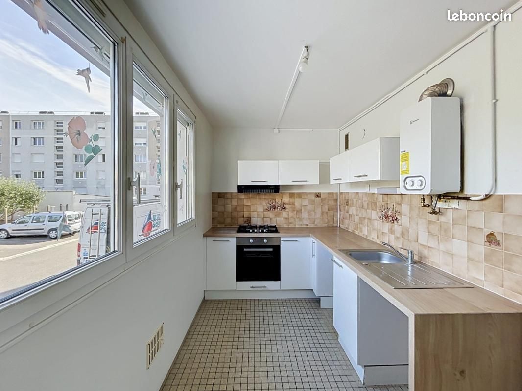 Appartement 6 pièces 56 m² · à Mainvilliers · 56 m² · 690 €/mois