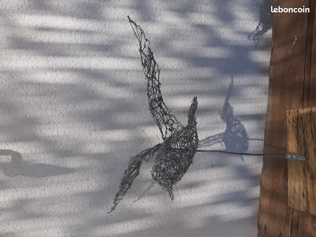 Sculpture (image 1)