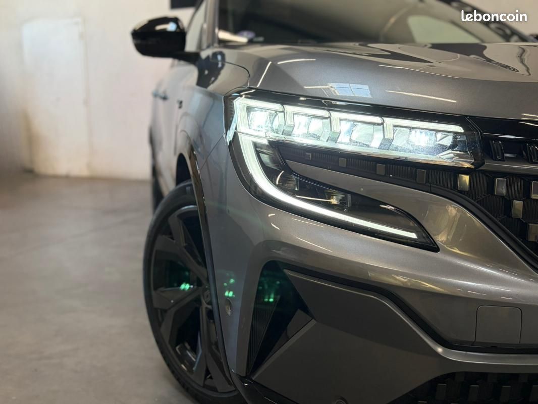 Renault Espace E-Tech hybrid 200 esprit Alpine (image 7)
