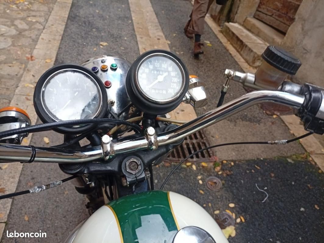 Triumph Bonneville 750 cm3 (image 5)