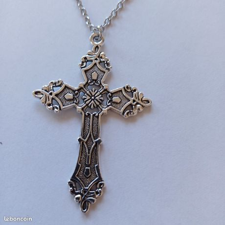 Collier Pendentif Croix Argenté Vintage - Chaîne Grande Taille - Alliage - Très Bon état