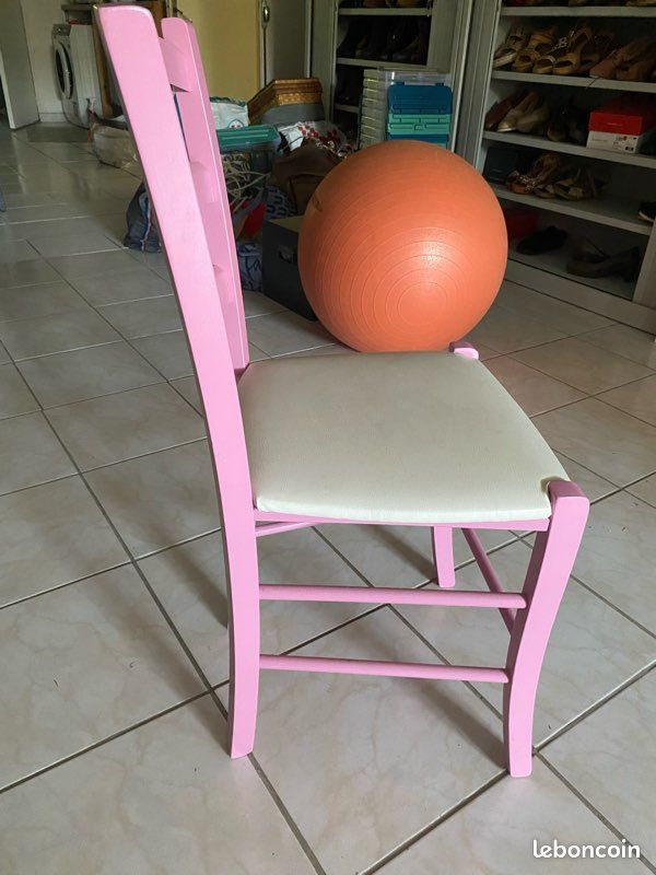 Chaise rose (image 2)