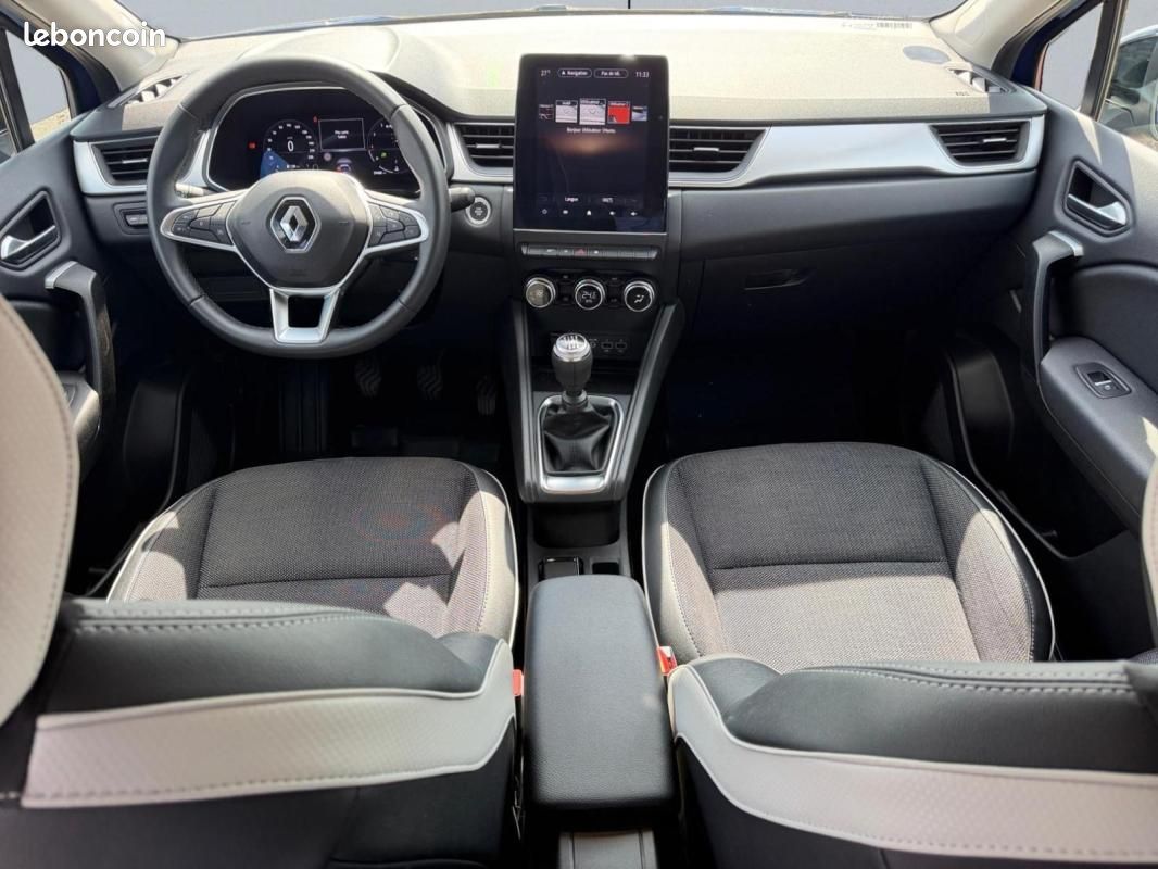 Renault Captur mild hybrid 140 Techno fast track (image 12)