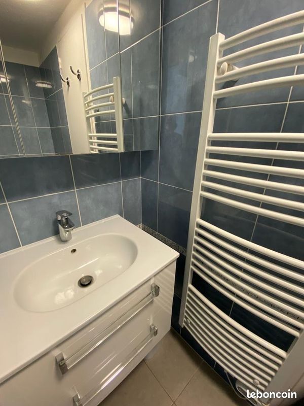 Bandol : studio 4 à 6 personnes, grande terrasse sur mer (image 8)