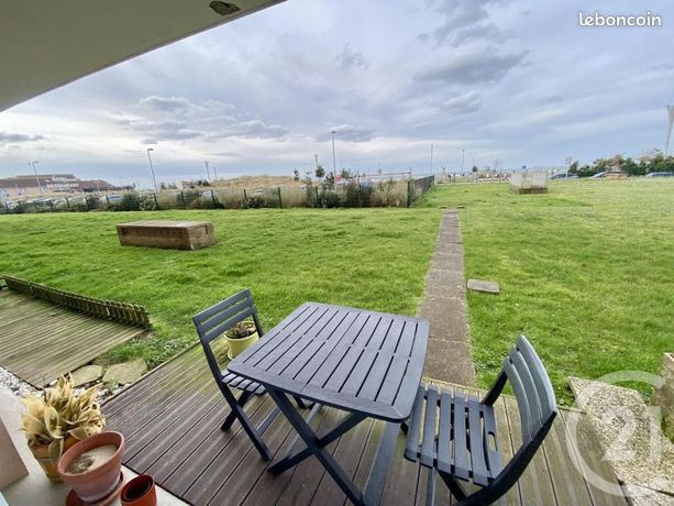Studio 1 pièce 24 m²