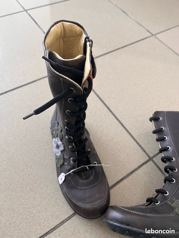 Bottes fille Primigi neuves – Pointure 30 Chaussures