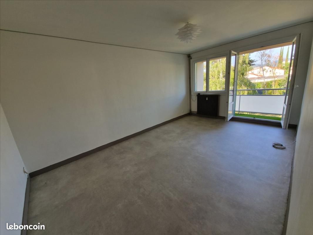 Appartement 2 pièces 50 m² · à Riom · 50 m² · 770 €/mois