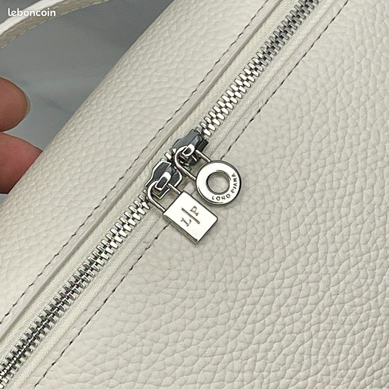 LP Bags Handbags (image 3)