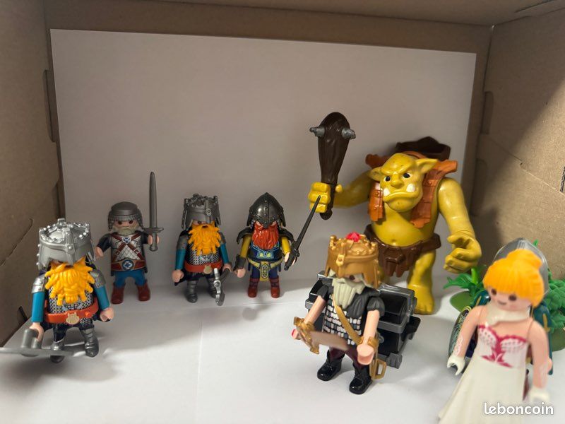 Lot 1 Playmobil chevaliers, nains et troll géant 9343 (image 2)