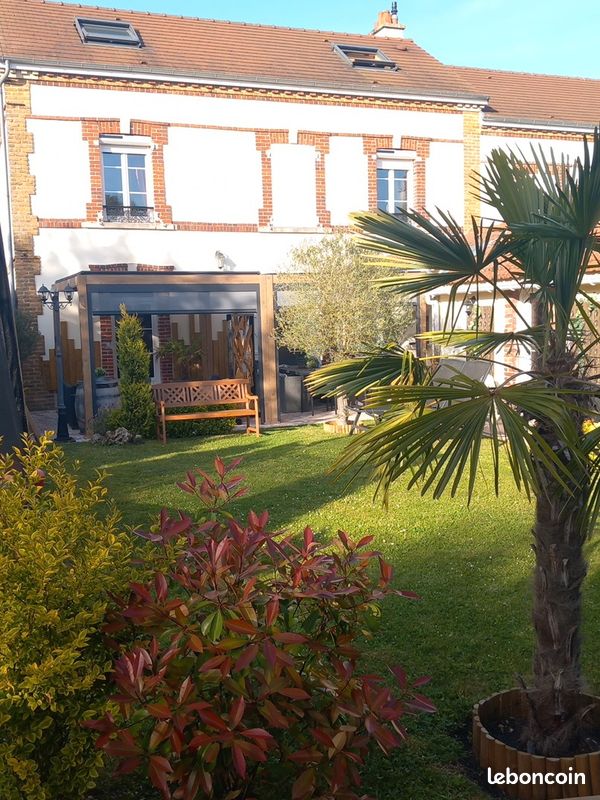 Maison 8 pièces 200 m² · à Pierry · 200 m² · 459 000 €